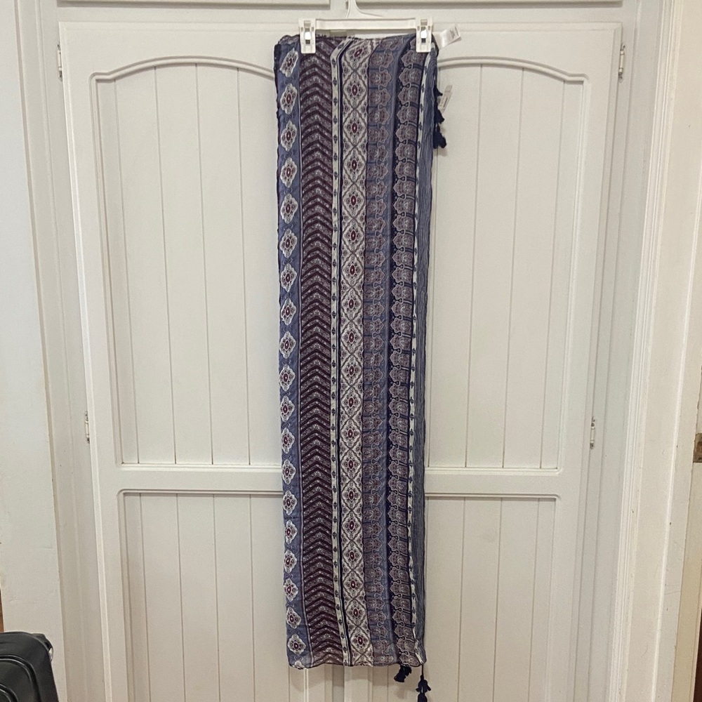Maurices Navy and White Striped Scarf with tassels on all four corners.